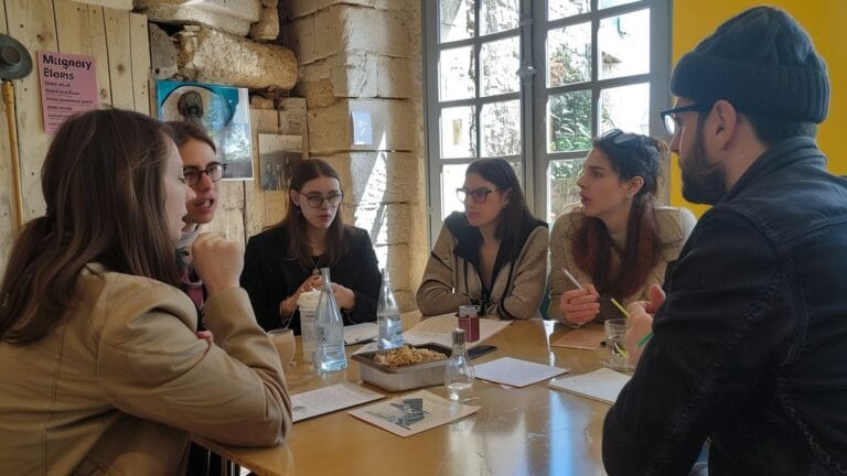 À Avignon, découvrez comment la protection de l'Enfance façonne notre avenir : êtes-vous prêt à soutenir cette révolution ?