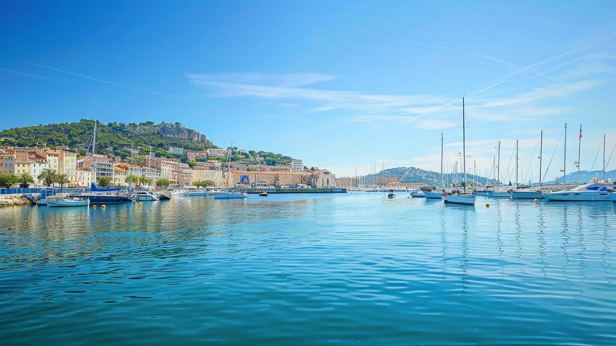 Les Quatre Villes de PACA Les Plus Chaleureuses Selon le Classement de Booking.com