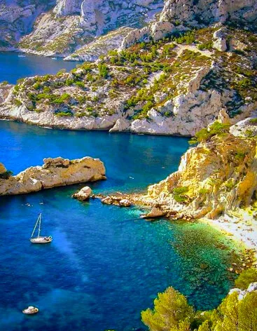 Cassis and the Calanques - Sortir en Paca