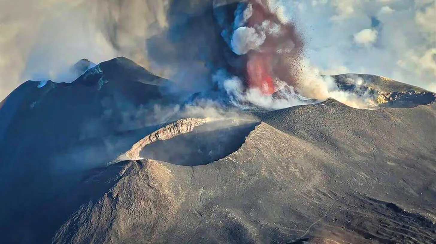 Le récit glaçant des touristes piégés sur l’Etna lors de l’éruption